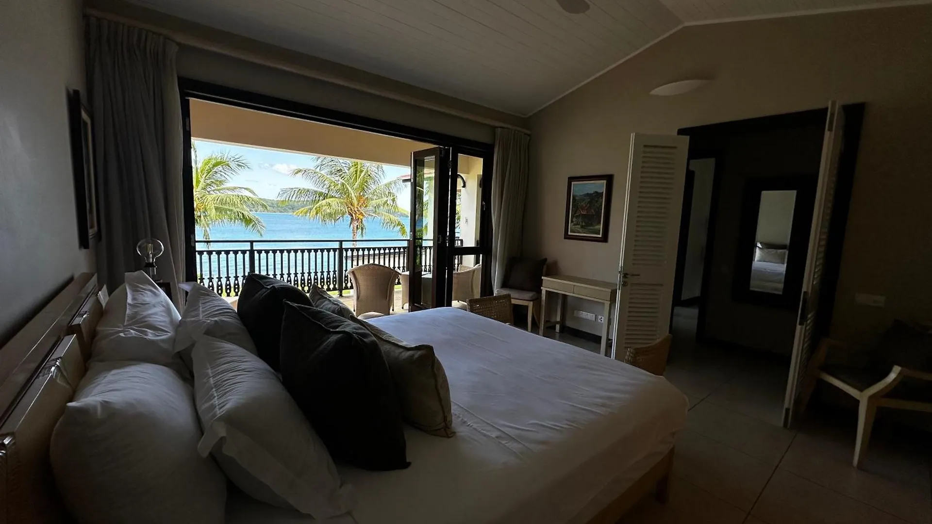 Spas Villas Eden Island Victoria