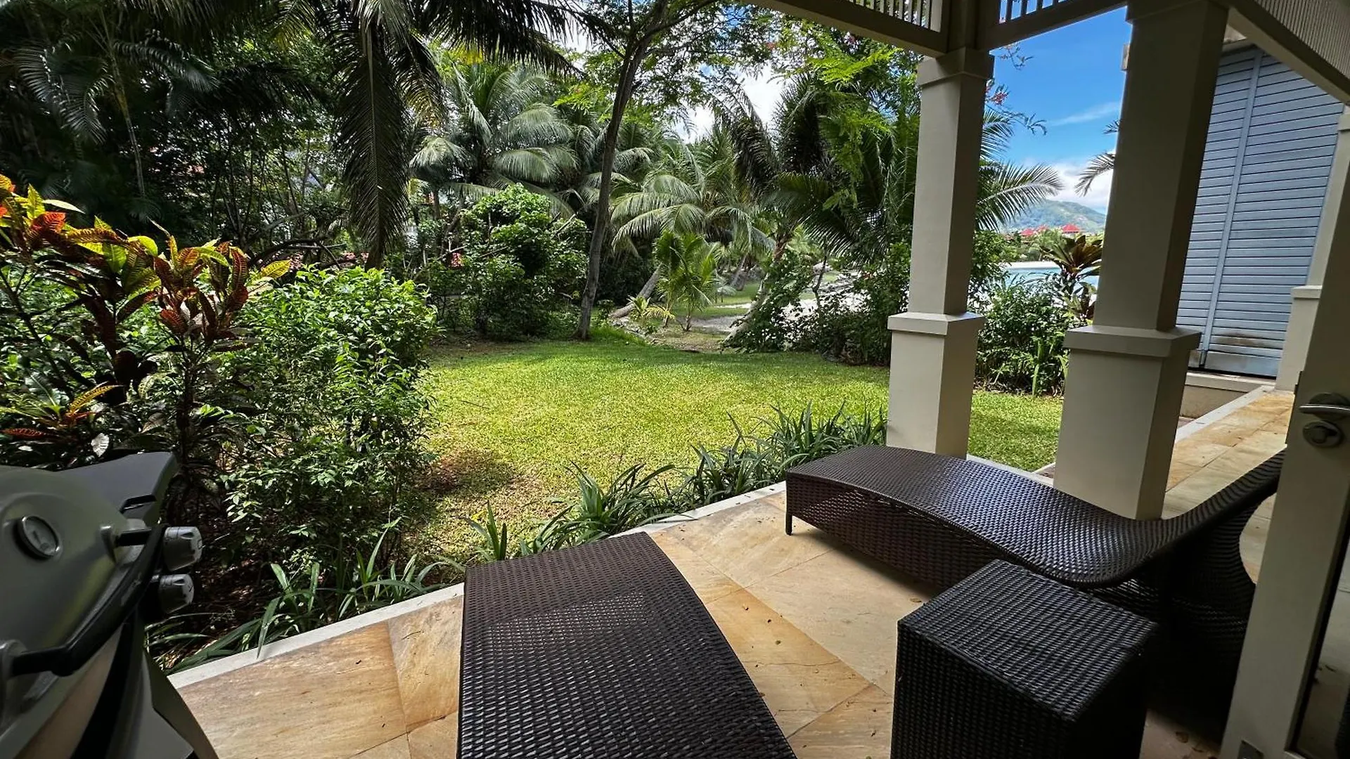 Spas Villas Eden Island Victoria