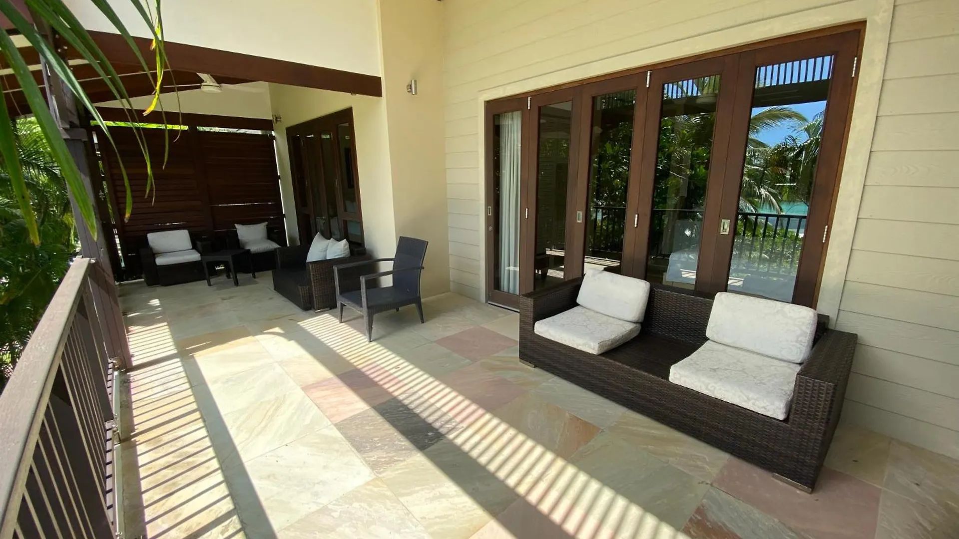 Spas Villas Eden Island Victoria Apartment