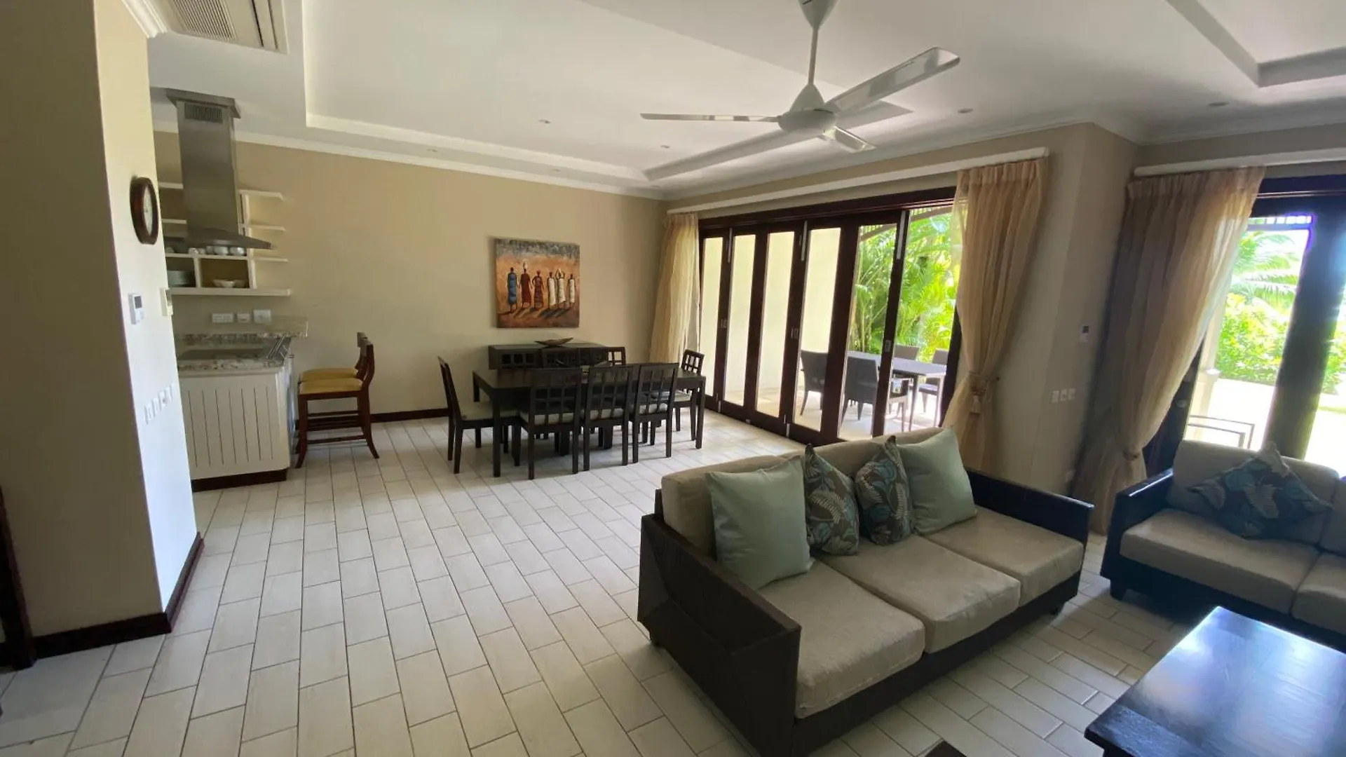 Apartment Spas Villas Eden Island Victoria
