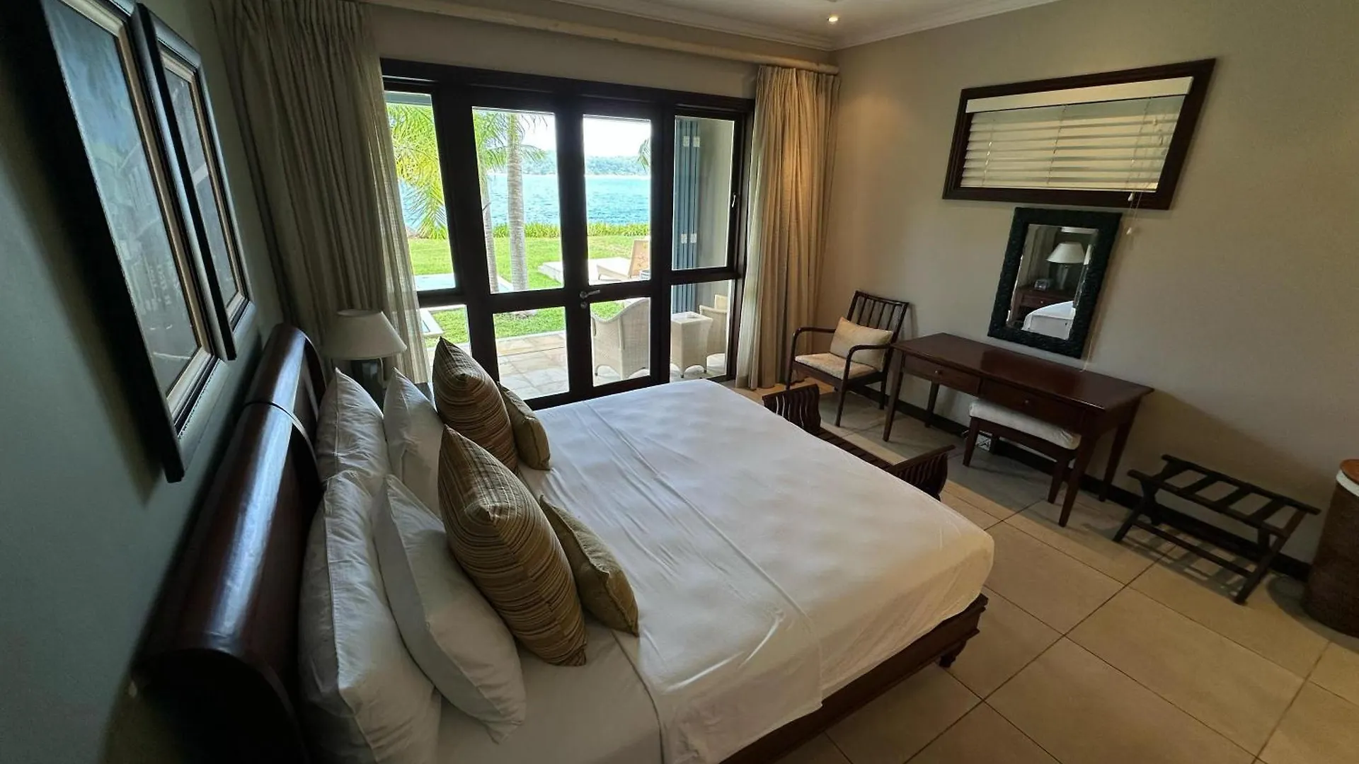 Apartment Spas Villas Eden Island Victoria Seychelles