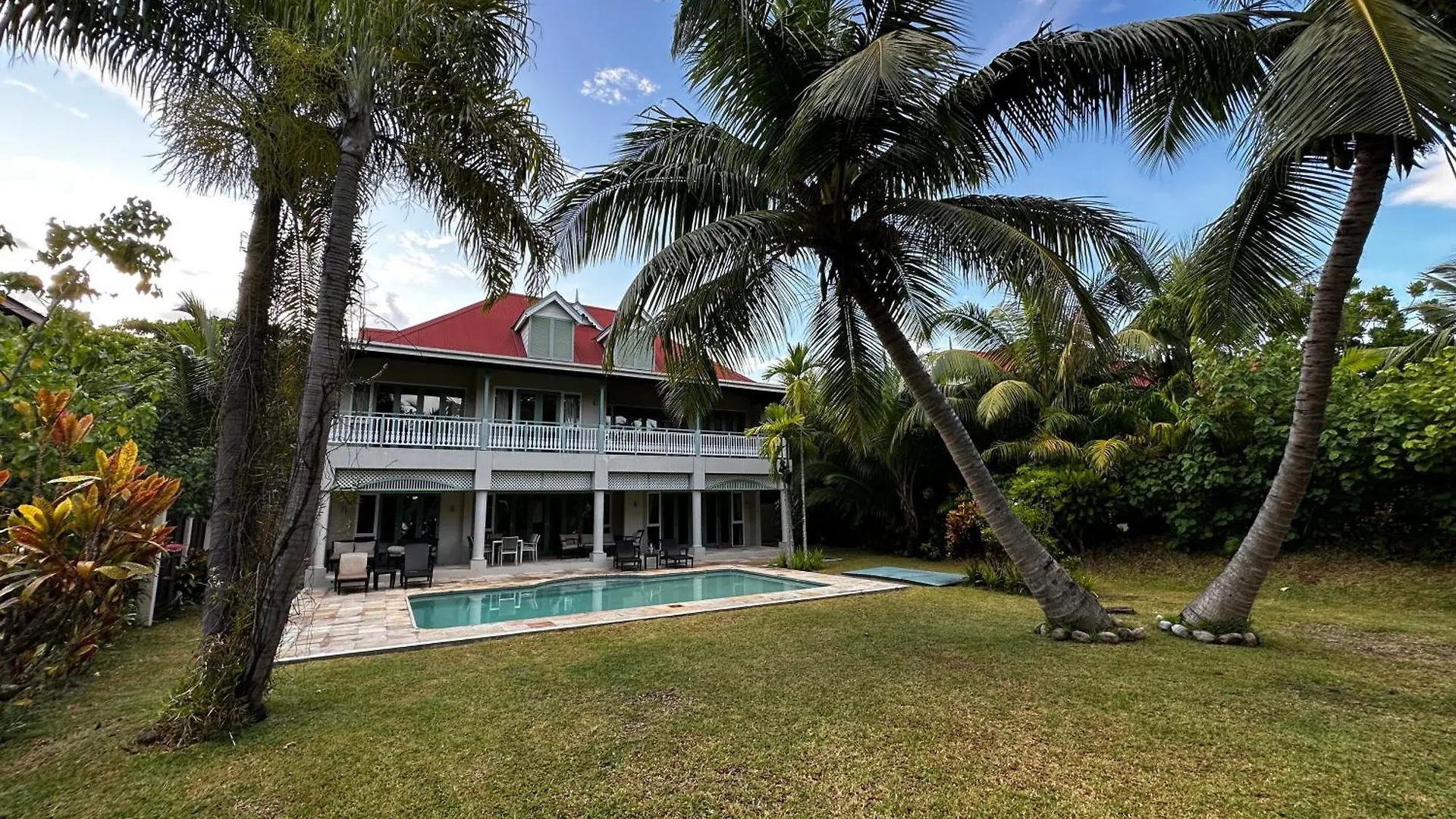 Apartment Spas Villas Eden Island Victoria