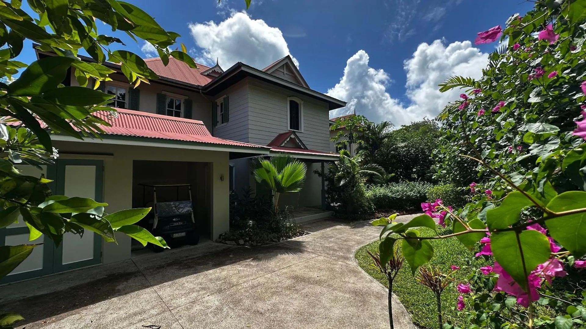 Apartment Spas Villas Eden Island Victoria