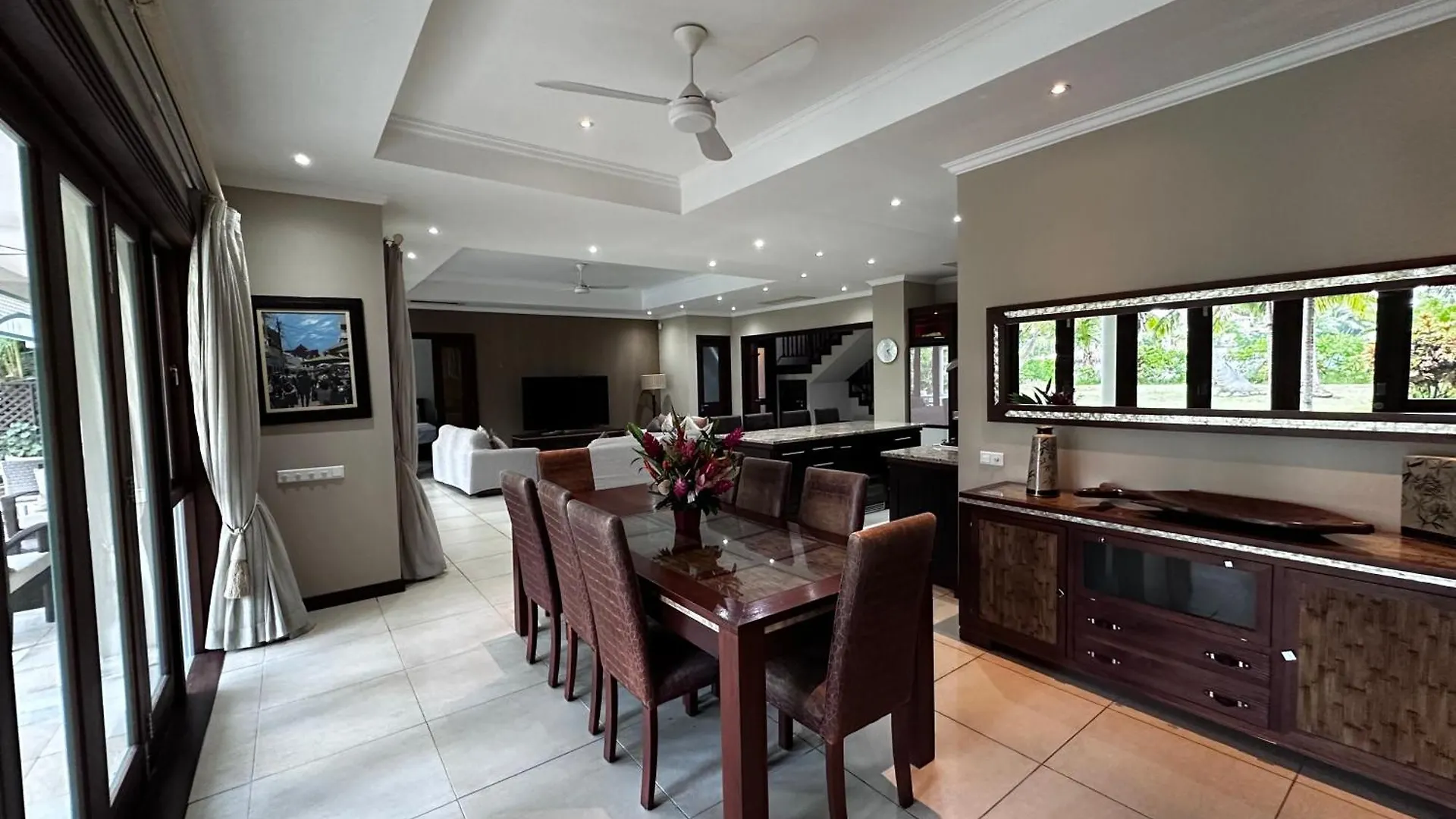 Spas Villas Eden Island Victoria Apartment