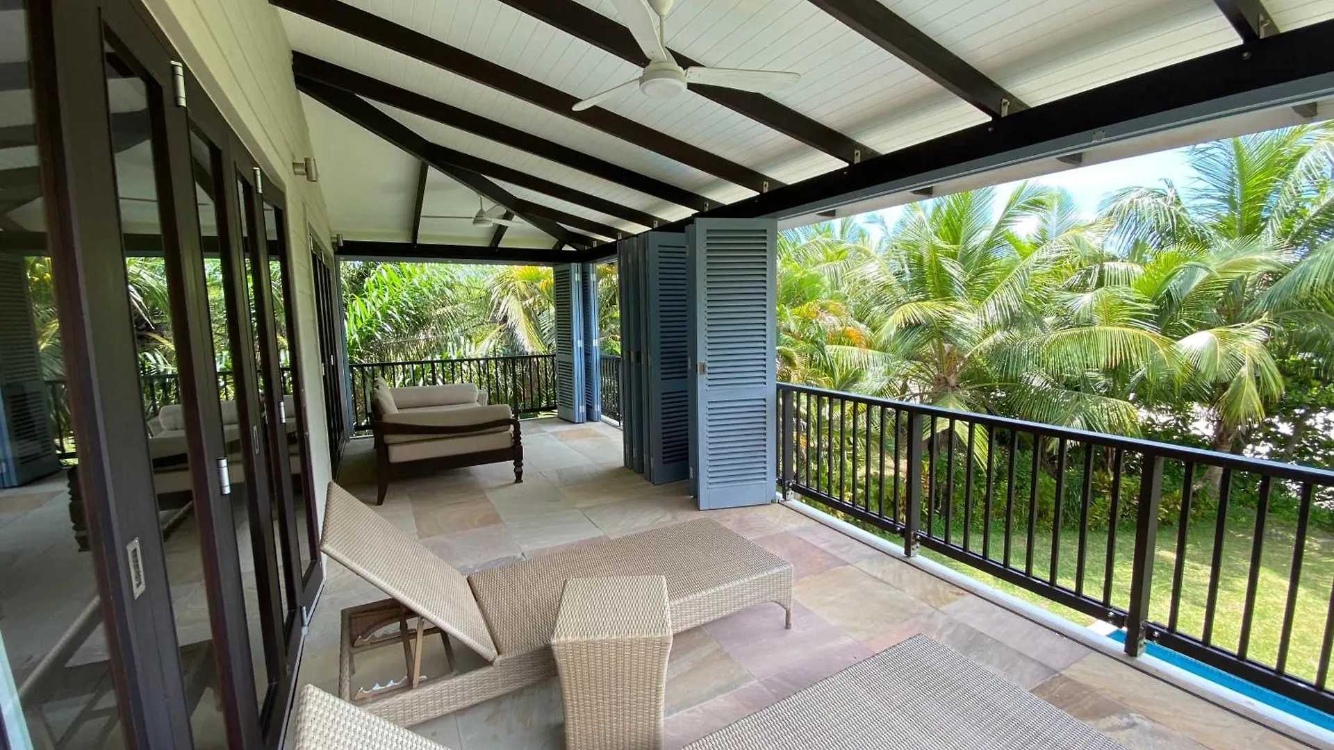 Apartment Spas Villas Eden Island Victoria