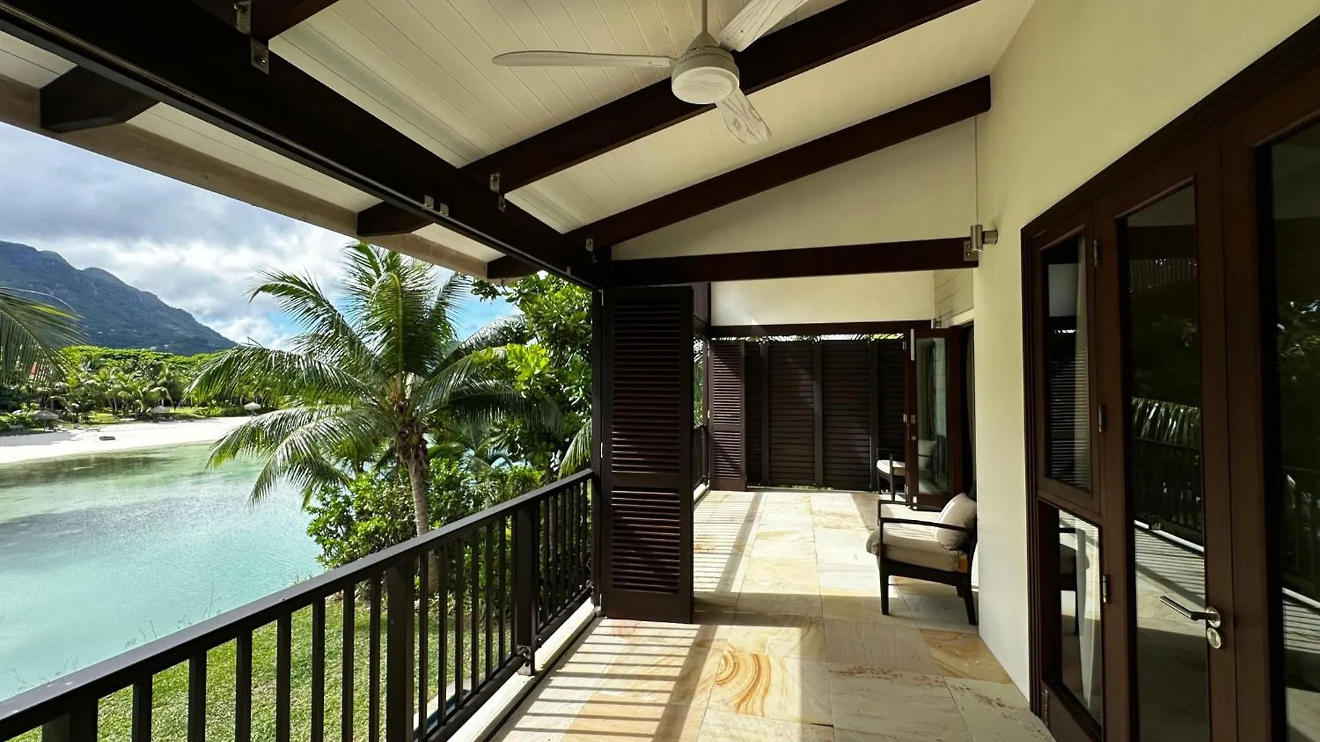 Spas Villas Eden Island Victoria 0*,